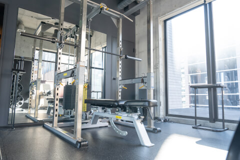 Dee GYM 中目黒店