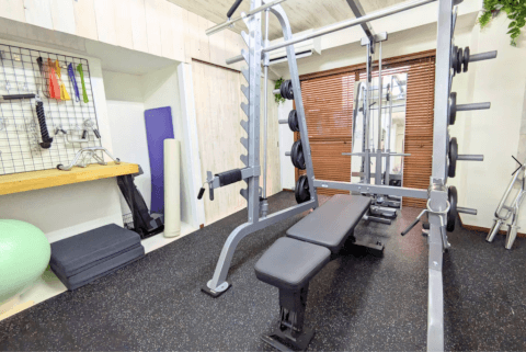 Dee GYM 千歳烏山店