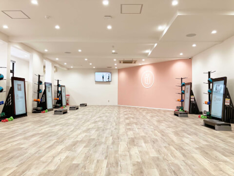 ファディー 青森浜田店の写真2