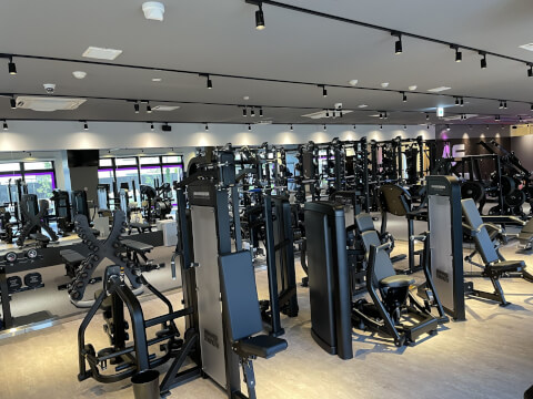 エニタイムフィットネス 南花畑店