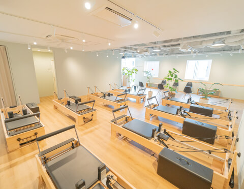 BDC PILATES 銀座並木