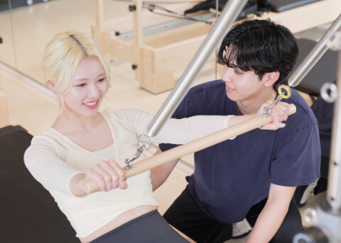 BREST PILATES & BODYMAKE なんば千日前の写真3