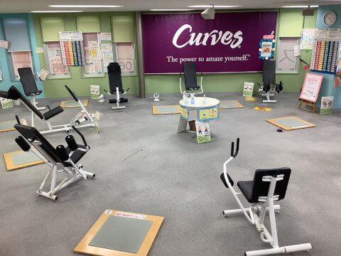 カーブス 鴫野駅前の写真4