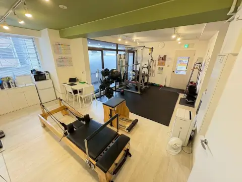 パーソナルマシンピラティスELEMENT 赤羽店の写真5
