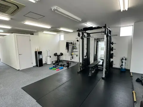 パーソナルトレーニングジムELEMENT 溝の口・高津店の写真3