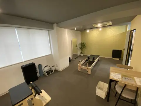 パーソナルマシンピラティスELEMENT 明石店