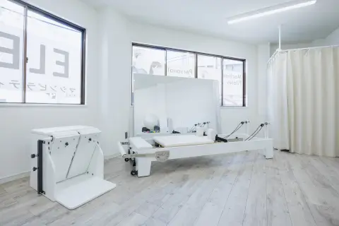 パーソナルマシンピラティスELEMENT 本郷三丁目店