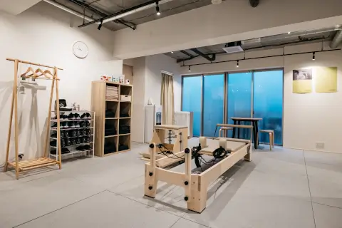 パーソナルマシンピラティスELEMENT 池尻大橋・中目黒店の写真2