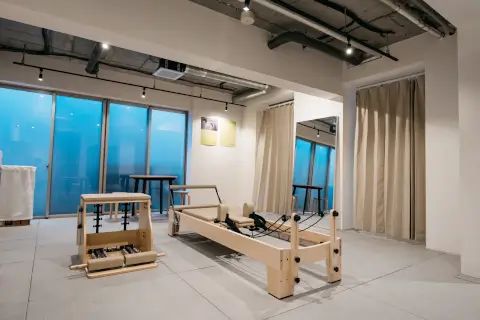 パーソナルマシンピラティスELEMENT 池尻大橋・中目黒店
