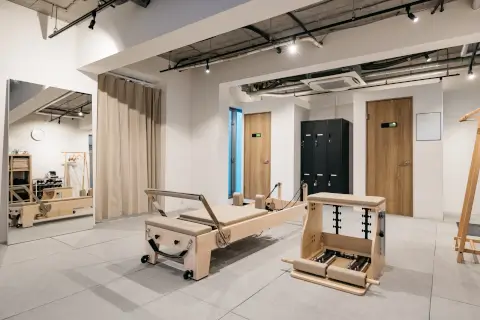 パーソナルマシンピラティスELEMENT 池尻大橋・中目黒店の写真3