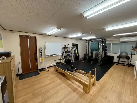 パーソナルマシンピラティスELEMENT 鶴見店