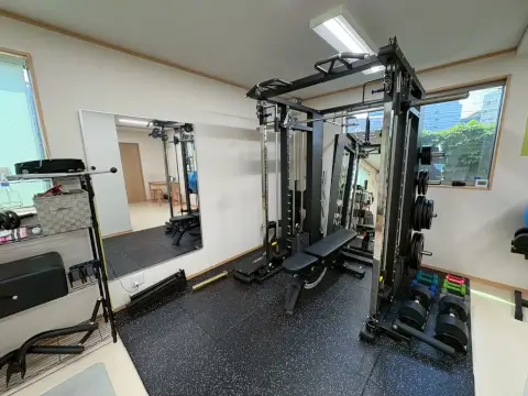 パーソナルマシンピラティスELEMENT 鶴見店の写真3