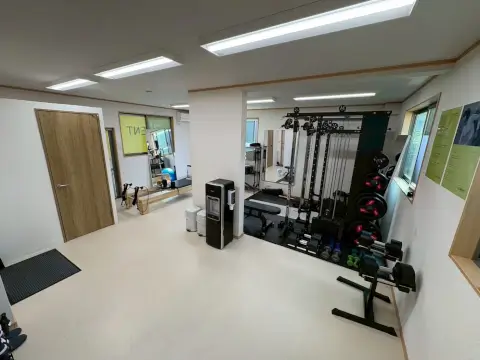 パーソナルマシンピラティスELEMENT 鶴見店の写真4