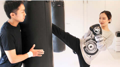 FIRST CLASS TRAINERS 天満橋2号店の写真3