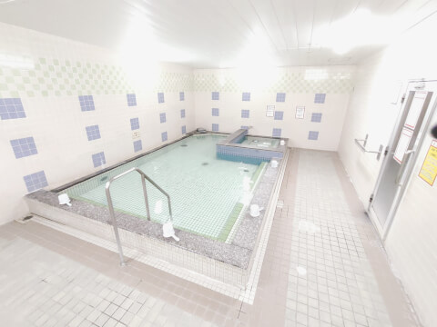 グンゼスポーツ 西宮の写真3