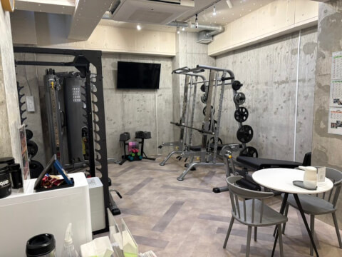 HABIT PERSONAL GYM 白金高輪店