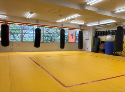KNOCKOUT クロスポイント 大泉_1番目の写真