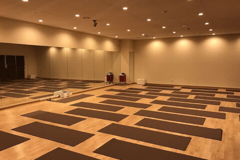 ホットヨガロイブ 金沢店（森本）