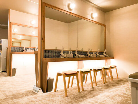 ホットヨガロイブ 松本店の写真3