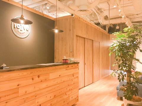 ホットヨガロイブ NU茶屋町店