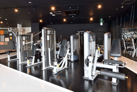 スポーツクラブ メガロステラッセ納屋橋