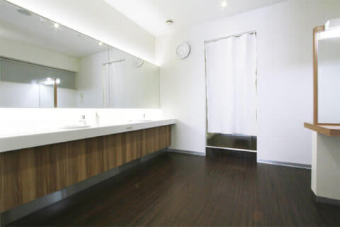 ヨガスタジオノア 秋葉原校