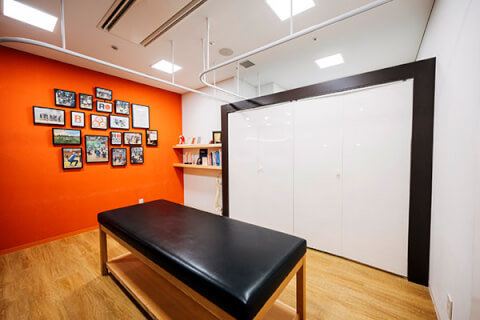 R BODY 大手町店の写真4