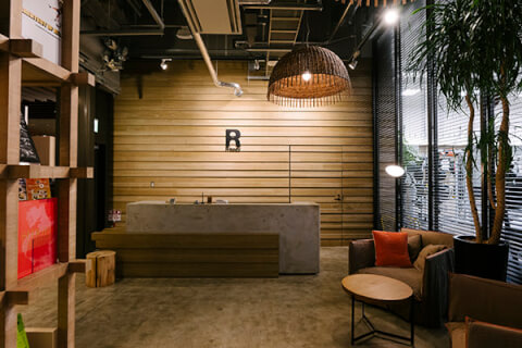R BODY 大手町店の写真3