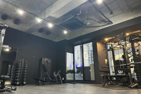 THE PERSONAL GYM 天神橋筋六丁目店の写真4