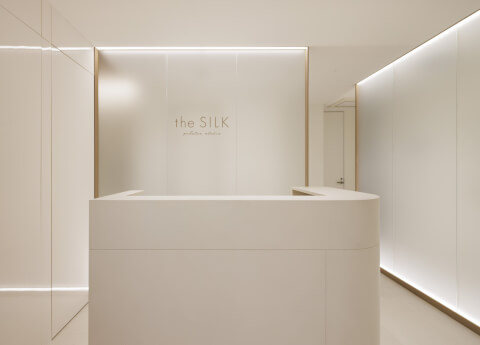 the SILK 池袋西口店