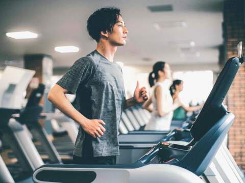 梅田のおすすめジム4選！24時間・サウナ付きから女性専用パーソナルまで紹介