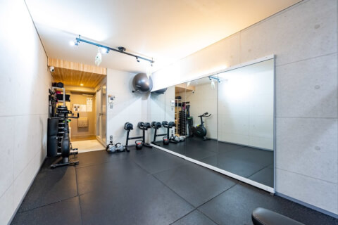 WHITEGYM 池袋店の写真2
